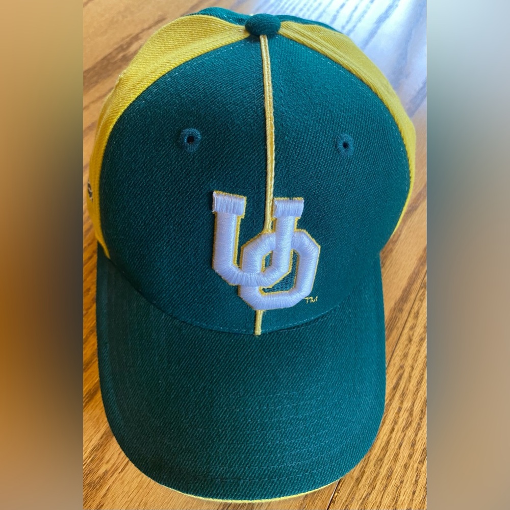 University of Oregon Ducks Cap Baseball Hat Oregon Sports